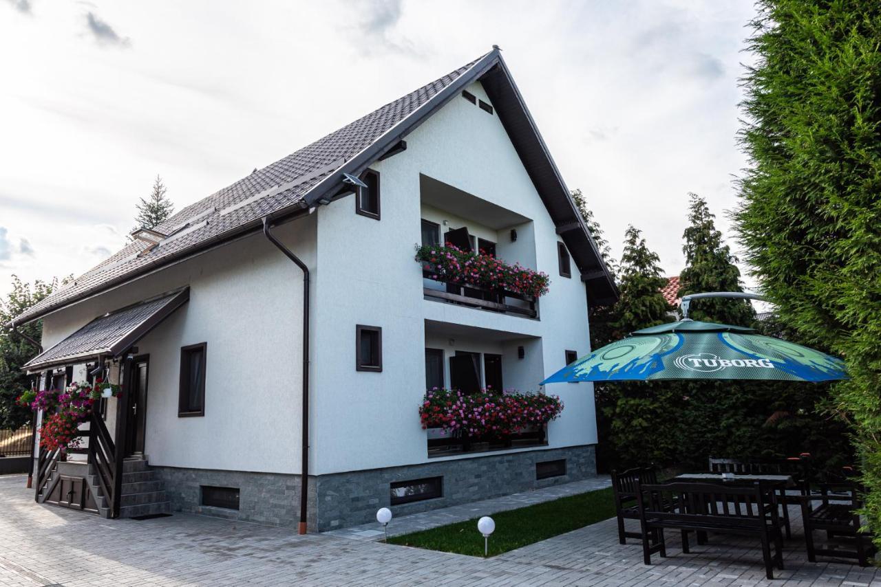 K'Raman Hotel Ramnicu Valcea Bagian luar foto