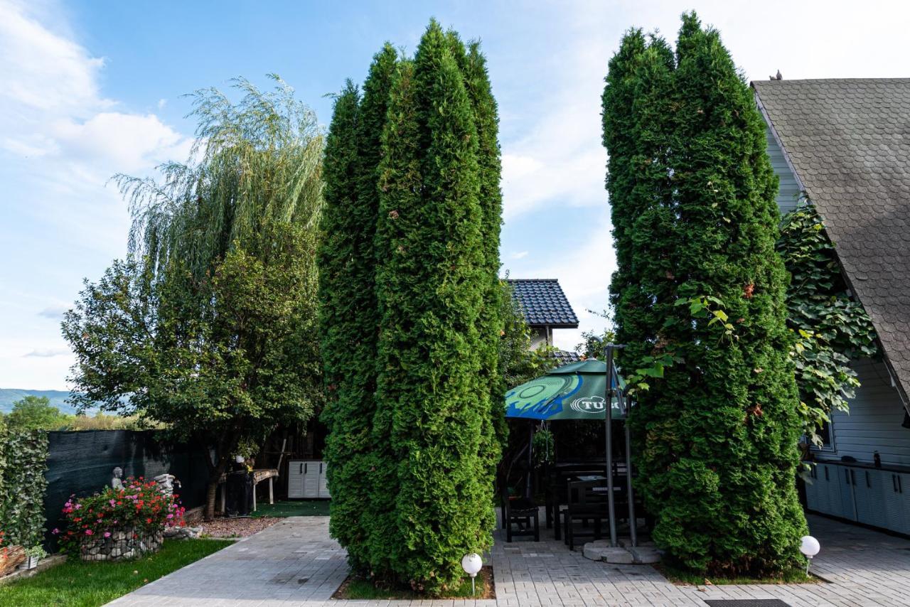 K'Raman Hotel Ramnicu Valcea Bagian luar foto
