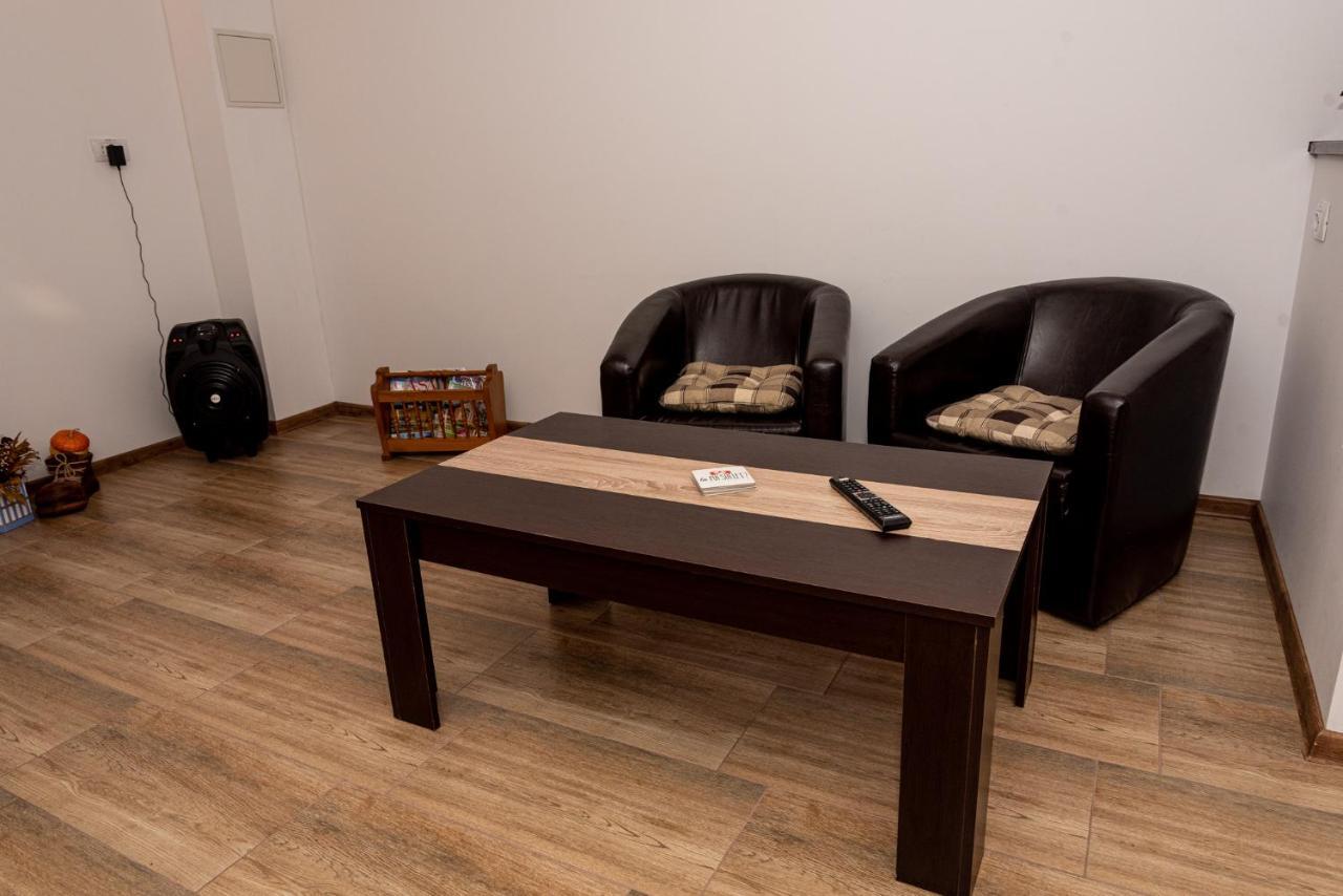 K'Raman Hotel Ramnicu Valcea Bagian luar foto